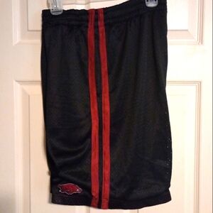 Black and Red NCAA Arkansas Razorback Athletic Shorts Size Large